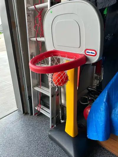 Little tykes basketball hoop , View more
