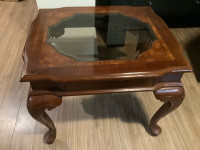 Table de salon style antique