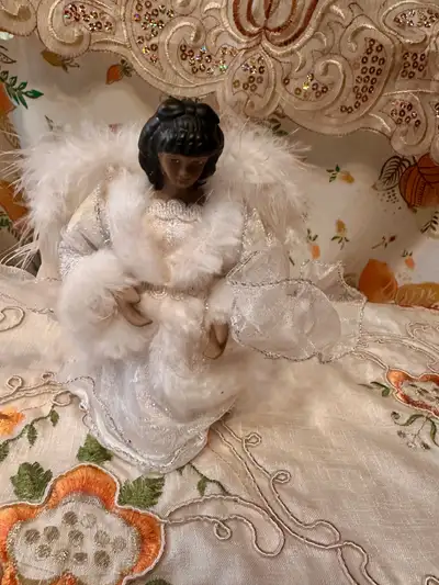 The angel is 6 inches tall.