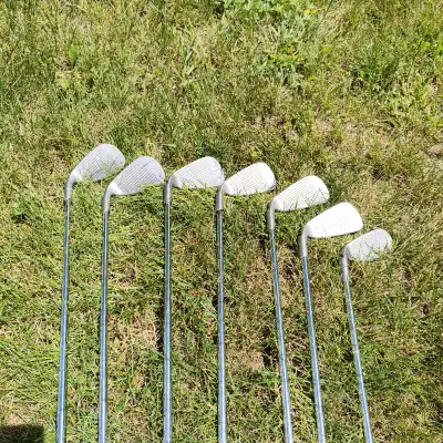 End of Season Ping G20 Iron Set RH black or 4-W, View more