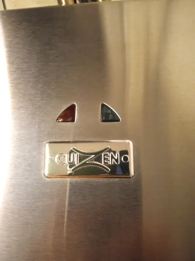 FOUR À PANINIS/PANINIS OVEN in Stoves, Ovens & Ranges in Longueuil / South Shore - Image 3