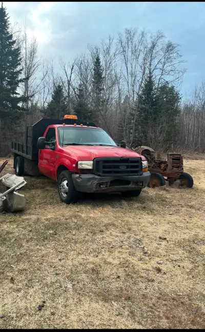 I’m selling my 1999 powerstroke, truck runs drives, stops, turn key go. Truck is over all in good sh...