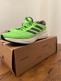 Brand new ADIDAS running shoes - Men - size 9