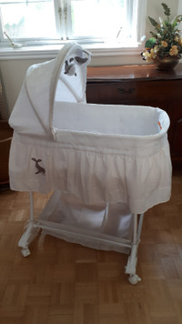 Bily - Bassinet, (Moise)