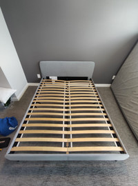 Queen size bed 'Slattum' IKEA with mattress