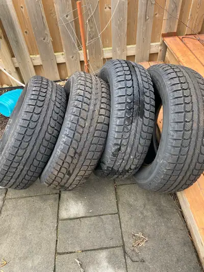 Winter Tires Winter Grip 20 - 225/65/16 Purchased new December 2024 Used for 1 season as they didn’t...