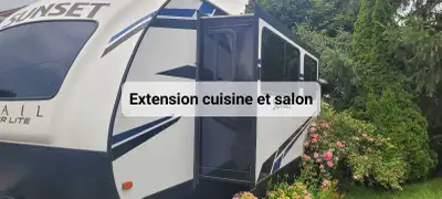 Je vends ma Sunset Trail 2020, une roulotte en excellent état, parfaite pour des voyages confortable...