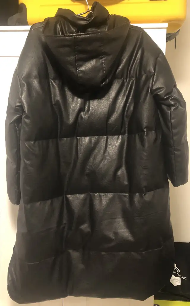 Padded Coat in Women's - Tops & Outerwear in City of Halifax - Image 3