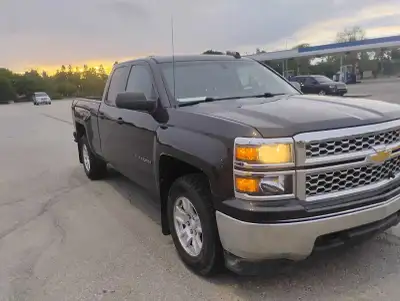 Good driving truck, v6 Oil changed Trans fluid/filter changed New windshield Remote start Good tires...