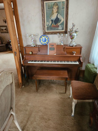 APARTMENT SIZE PIANO