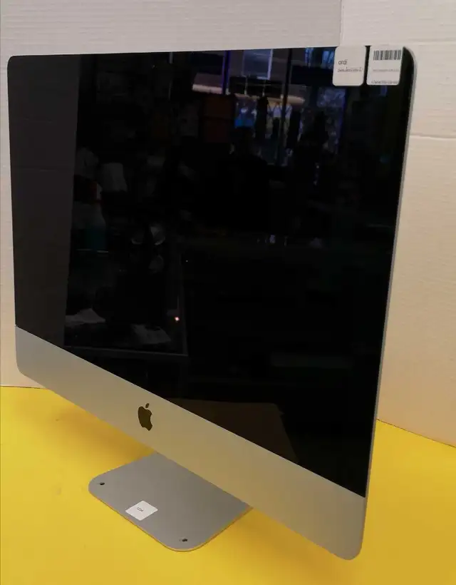 Ordinateur IMac in Desktop Computers in City of Montréal - Image 2