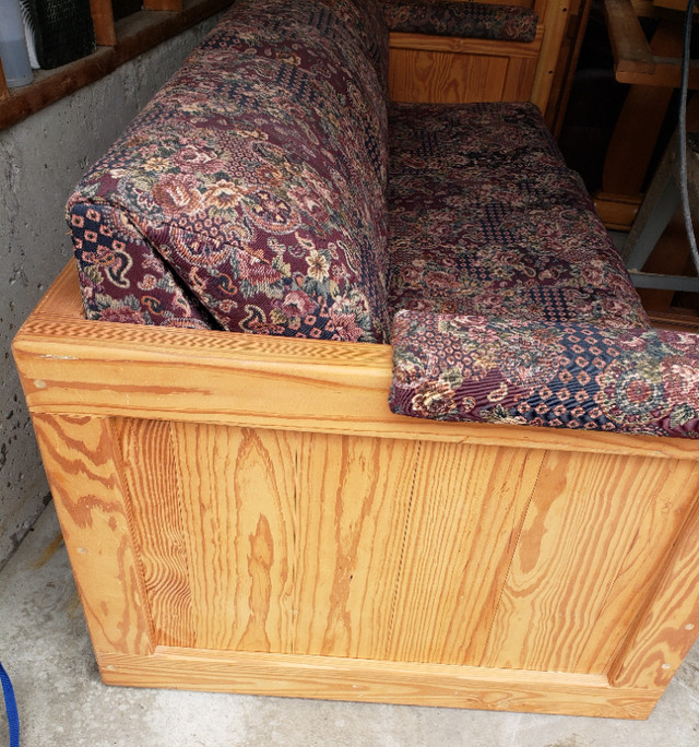 Solid Wood Framed Couch in Couches & Futons in Oshawa / Durham Region - Image 3