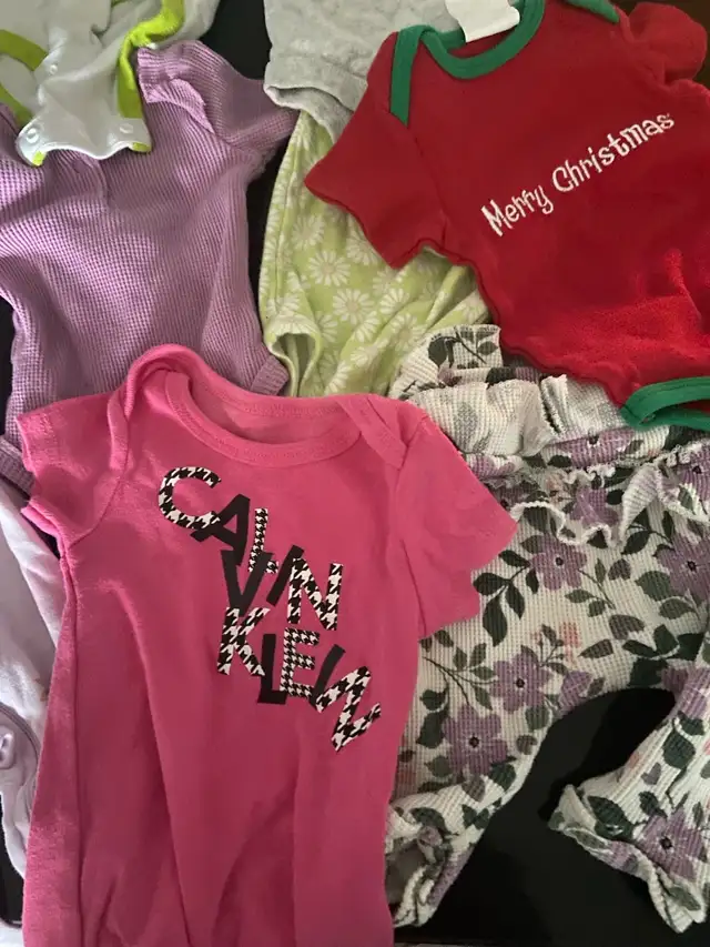 baby clothes in Clothing - 0-3 Months in Gatineau - Image 2