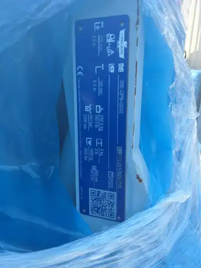 Cascade Slip sheet forklift attachment R35E-QBP-Q002, View more