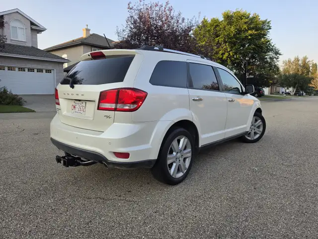 2014 Dodge Journey R/T522587703314360327