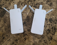 Two D-Link Wi-Fi Range Extenders for sale