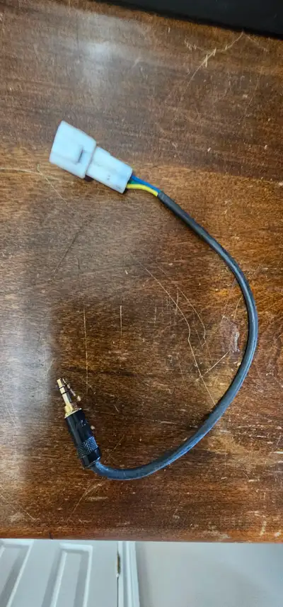 Kawasaki 1700 ABS Vaquero/Voyager, 3.5mm audio connector cable, $60 used. 1.5years 1998 to 2004 Pass...