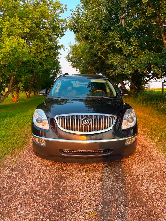 BUICK ENCLAVE 2010