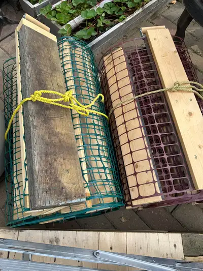 Garden Fence 2x25’ Plastic with Posts and Removable Bases, View more