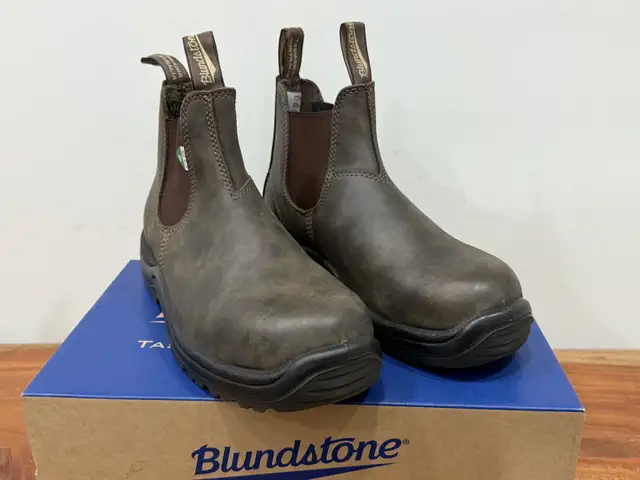 NEW! BLUNDSTONE SAFETY BOOT - 8.5 /10.5 in Men's Shoes in Mississauga / Peel Region - Image 5