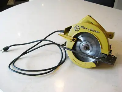 Black And Decker 7 1/4" Circular Saw Skill Saw - Works Great, View more