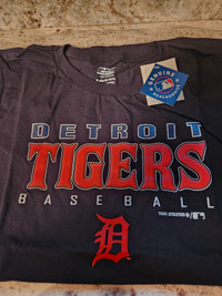 New with tags, Youth XL Black Detroit Tigers MLB t-shirt