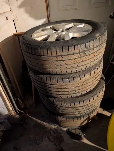 Selling four All Season Tires with a Spare 18inch Rim. Came off a 2012 Nissan Rogue. Specs: Tire Siz...