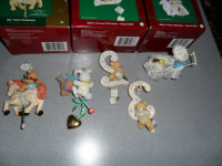 5 Carlton Dated Ornaments. $10 for the lot. Smoke/pet free home.