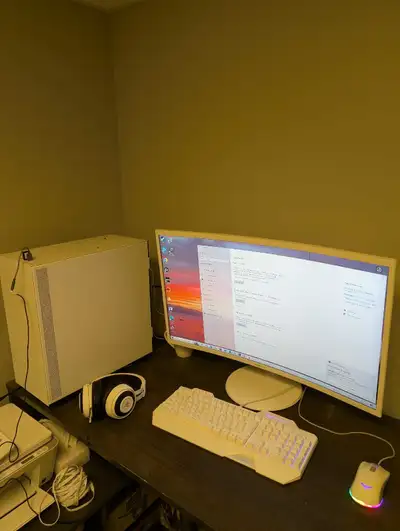 GTX 1060 AMD Ryzen 5 2400g full set up, View more