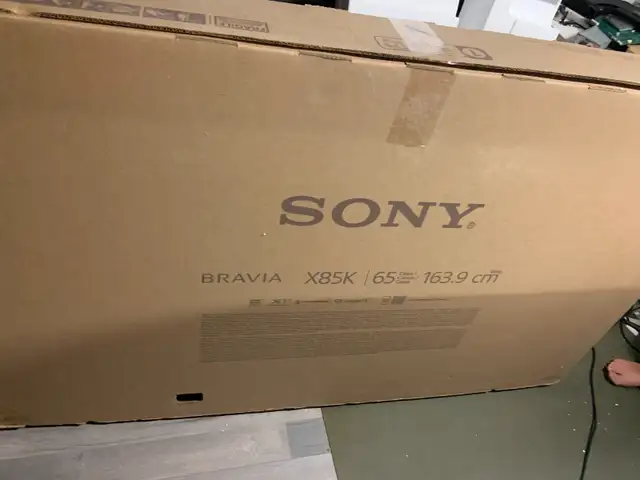 Sony 65 Inch 4K Ultra HD TV X85K Series: LED Smart Google 120hz in TVs in City of Toronto - Image 8