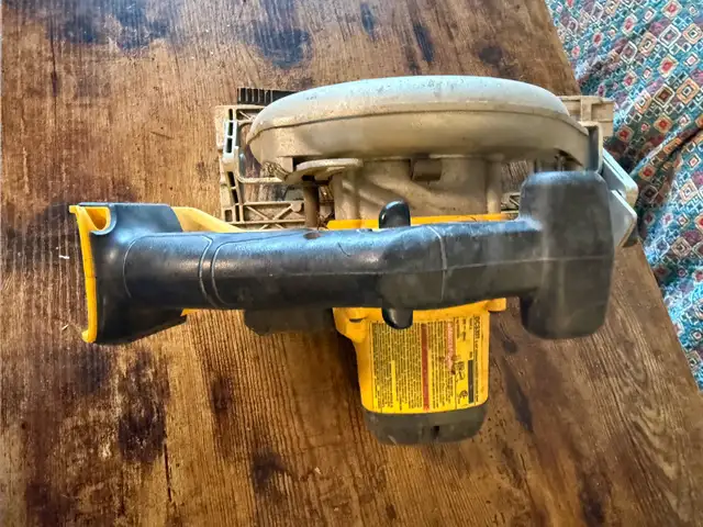 DeWalt Circular Saw in Power Tools in City of Toronto - Image 4
