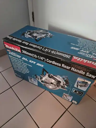 makita 10 1/4" 40v xgt cordless rear handle circular saw., View more