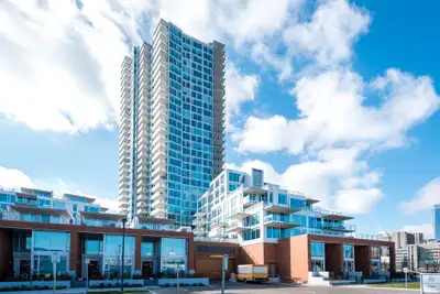 2 Bed | 2 Bath Downtown Condo for Rent