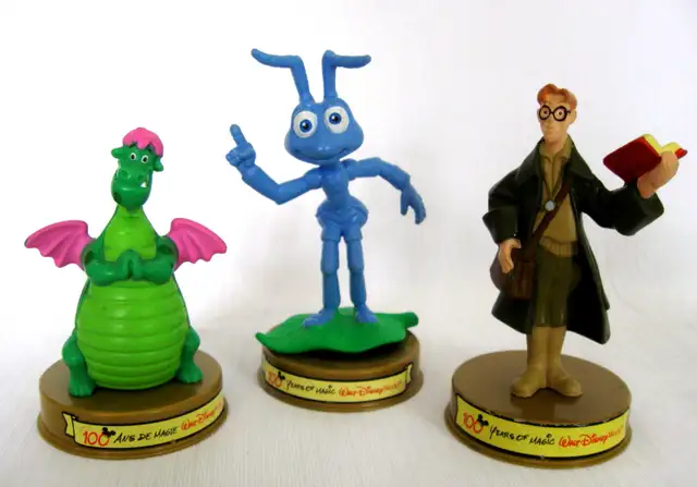 FIGURINES Mac DONALDS 100 ANS DE MAGIE DISNEY 3$ CHAQUE AU CHOIX in Arts & Collectibles in West Island - Image 9