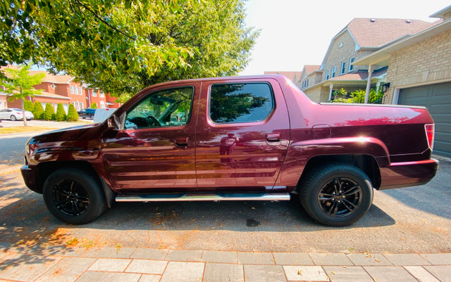 Honda Ridgeline 2010 $12,000 Negotiable in Cars & Trucks in Oshawa / Durham Region