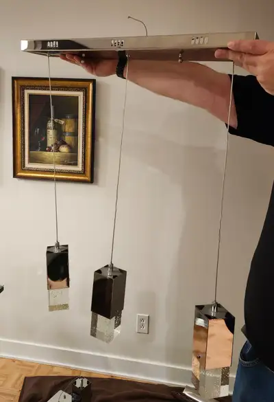 Luminaire de salle à manger., View more