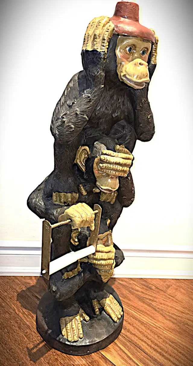Monkey Tissue Holder in Arts & Collectibles in Markham / York Region - Image 3