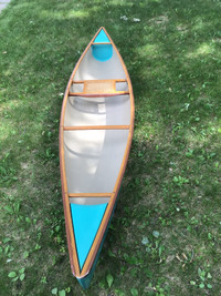 Canoe for Sale, NO EMAILS,  TEXT OR PHONE ONLY 204-797-4158
