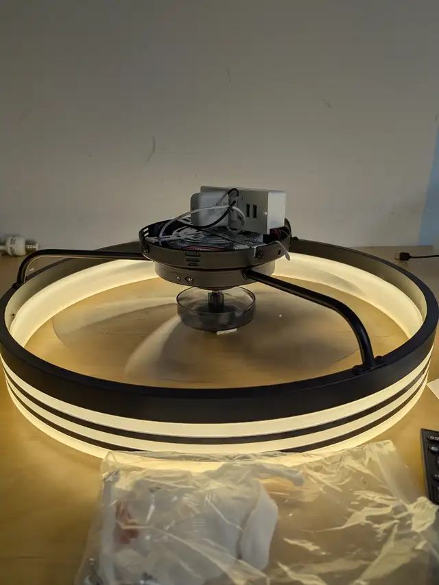 Modern Flush Mount Ceiling Fan with Light & Remote – 19.7" Low P in Indoor Lighting & Fans in Mississauga / Peel Region - Image 3