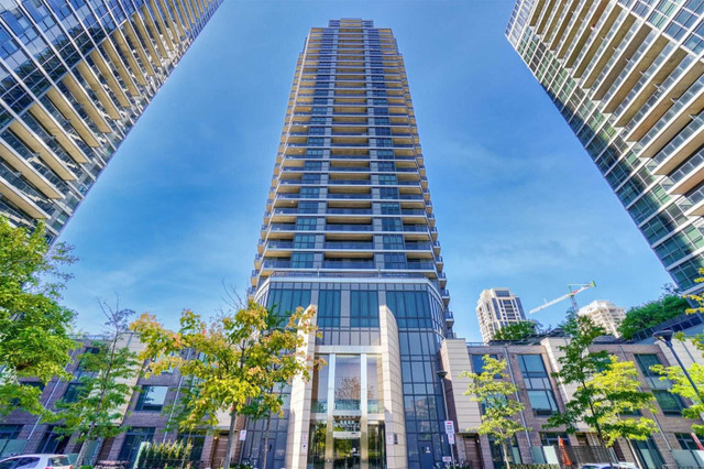 One plus den, you can use as a second room. Close to high way in Room Rentals & Roommates in Mississauga / Peel Region