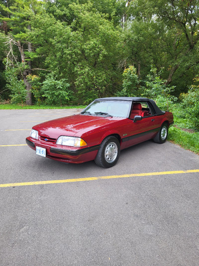1989 Ford Mustang LX 5.0 Convertable 5 Speed Manual