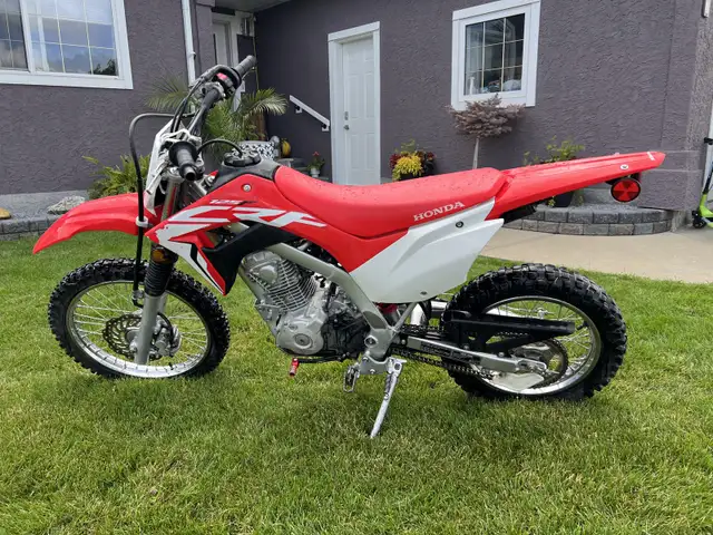 Honda crf 125 f 2021 in Dirt Bikes & Motocross in Edmonton - Image 3