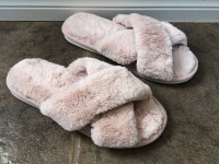 Faux Fur Cross Band Slippers - Light Pink - Women's Size 8 - 9