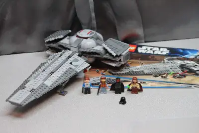 Lego STAR WARS 7961 Dart Maul's Sith Infiltrator, View more