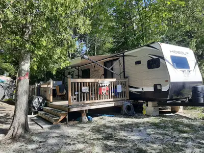 2018 Keystone Hideout 38-foot Trailer for sale at Mountain Trout Camp, which is located a half hour...