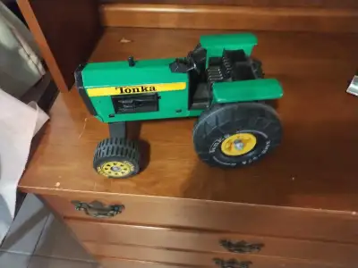 vintage Tonka green farm tractor works xmb-975, View more