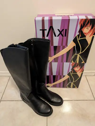 Women's Leather boots , View more
