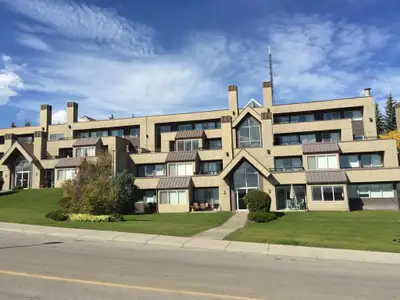 Enjoy resort-style living in Patterson, SW Calgary. This bright, immaculate 2-bedroom, 2-bathroom co...