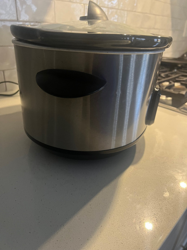 BLACK + DECKER DIGITAL 7QT SLOW COOKER $60! in Microwaves & Cookers in Oshawa / Durham Region - Image 4
