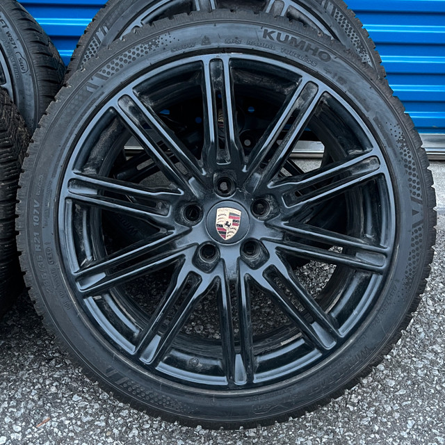 2018 Porsche Cayenne GTS 21" Original Rims & Winter Tires in Tires & Rims in City of Toronto - Image 2